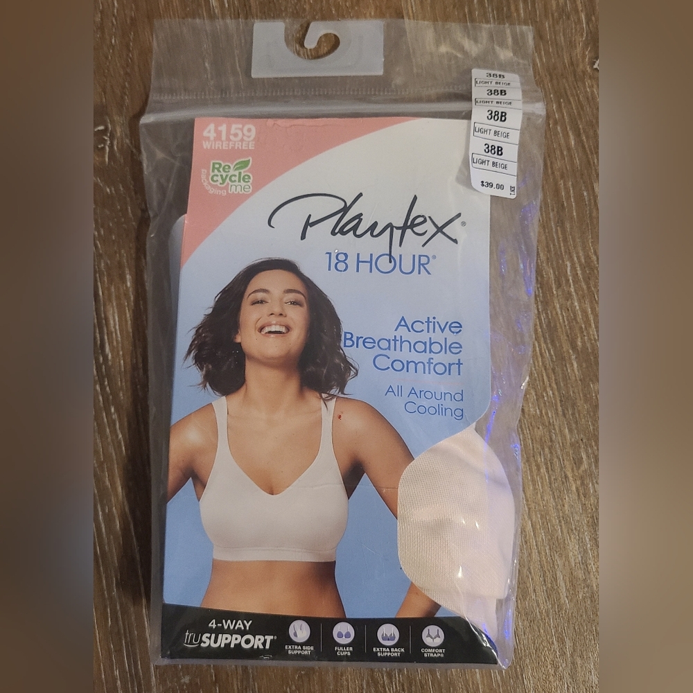 Playtex 18 Hour Wirefree Cooling Bra Size 38B Brand New
